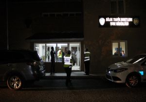 Trafik polisi tutuklandı