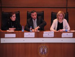 Türk Lehçeleri panelle ele alındı