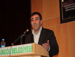 ‘Türkiye'nin en önemli ayak bağı terördür'