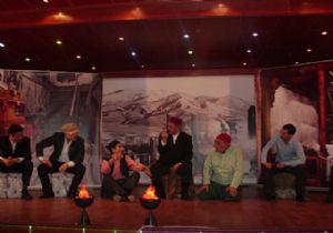 EŞT, Seyr-i Alem ile Türkiye Turnesinde