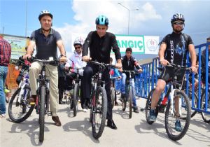 Altıparmak Halk Yarışında pedal çevirdi
