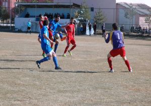 Yakutiyespor  ilkyarıyı 9'uncu tamamladı