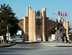 İlk dersi Alp verecek