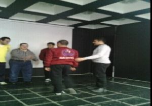 Zihinsel engellilere sanat yaklaşımı