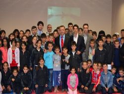 Çelik'ten atletizme destek